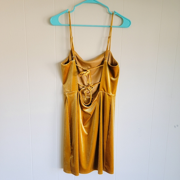 Urban Outfitters Genova Velvet Tie Back Bodycon Mini Dress - Picture 3 of 4